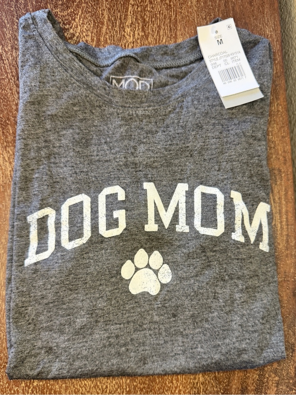 Dog Mom Short Sleeve T-Shirt in Gray - Modern Lux, Size M - Picture 6 of 7